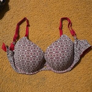 Victoria's Secret Red and Black Molded Cup Bra NEW